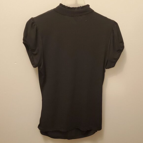 Women's HeartSoul Blouse. Size L, Black, Ruffles w/keyhole front, Great Cond! - Picture 3 of 3